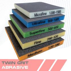 Spugne abrasive in schiuma doppia faccia TWIN GRIT – 5 livelli di grana per una levigatura di precisione